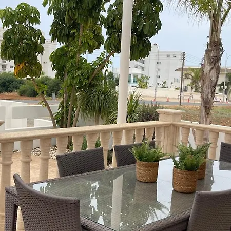 Villa Tonia Seaview Protaras
